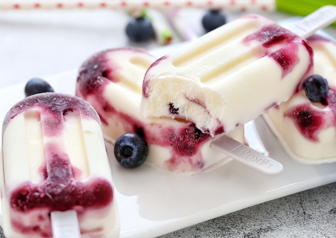 回顾:雪糕外形似情趣用品被家长质疑,厂家回应这是人的思想问题