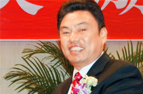 江南皮革厂破产?黄鹤如今的生活怎样了?