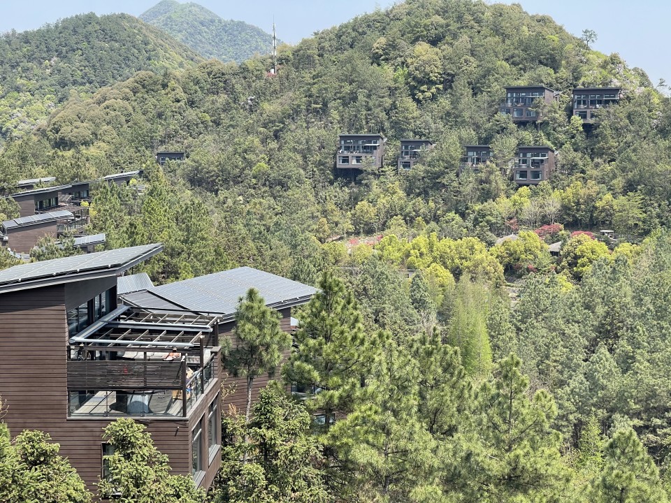 40度的天气怎么能不选择一处风景胜地去避暑呢?