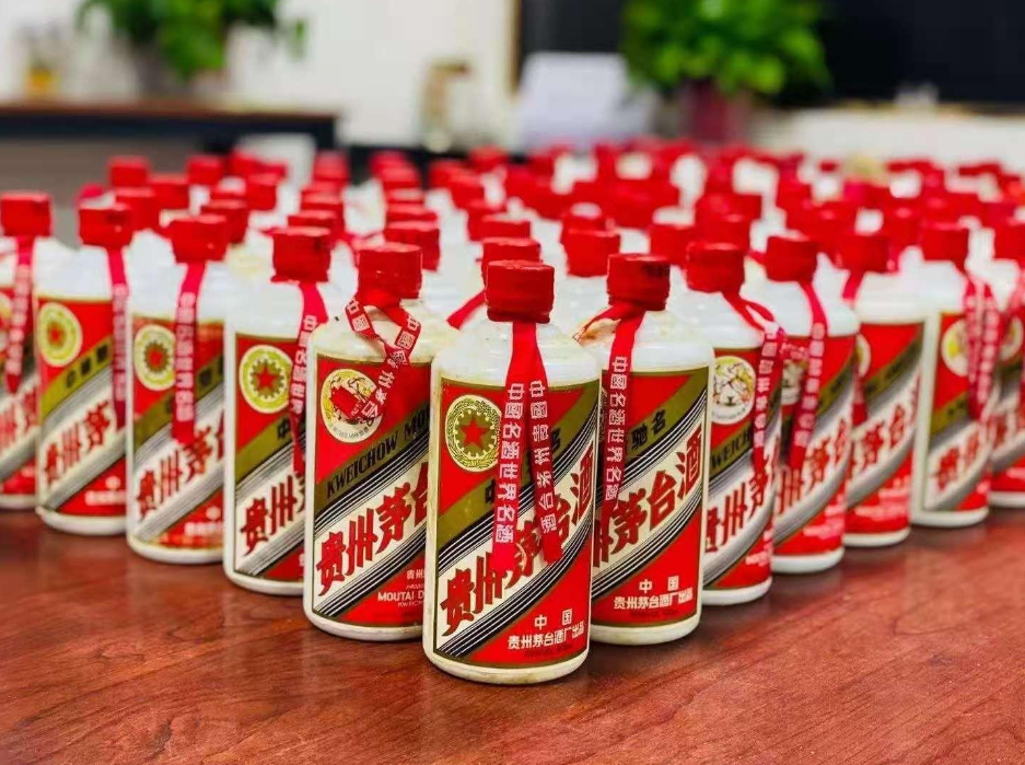 档次决定品质,白酒的4个档次,看看你的消费能力在第几层呢?