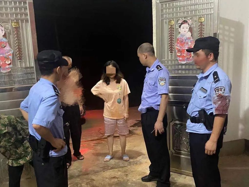 南康首例暴力袭警,刑拘!