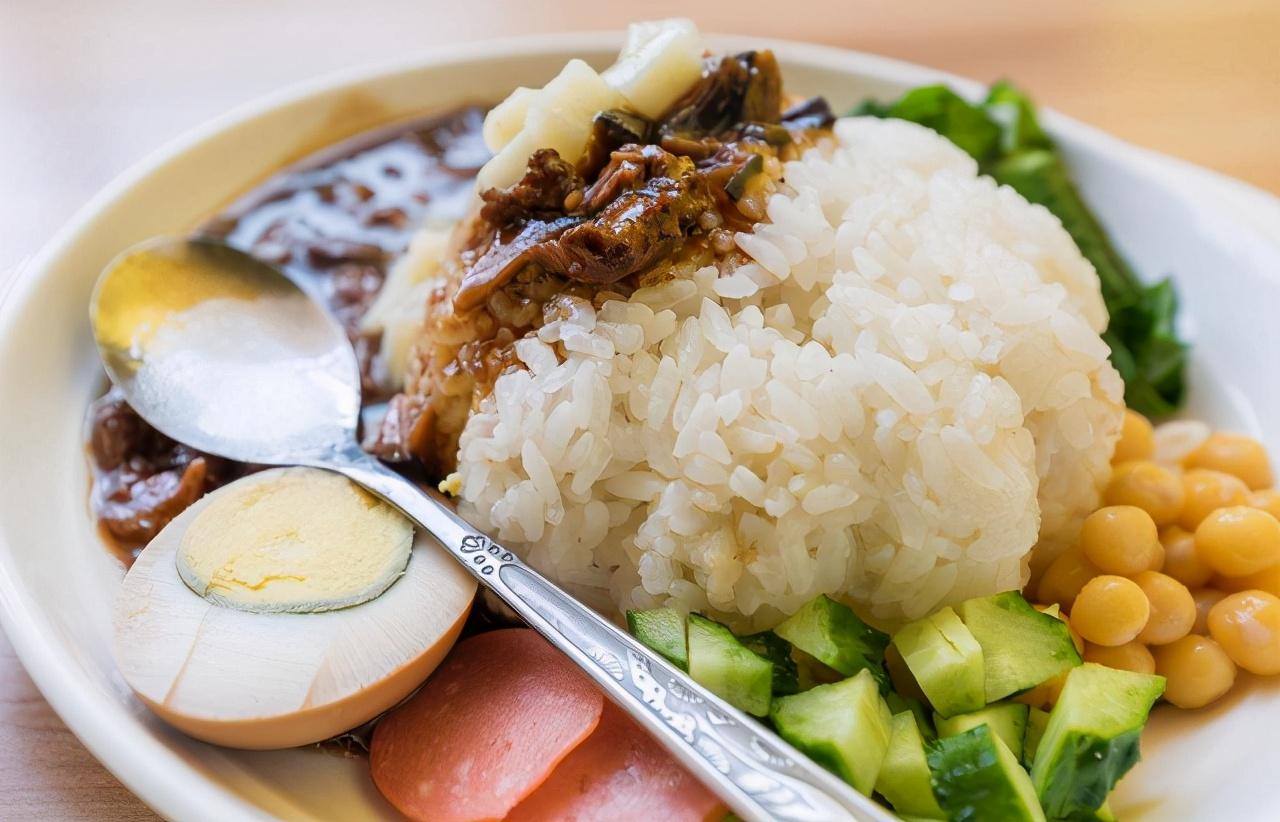 中国人都离不开大米,但老外为啥不吃米饭?看完立马就懂!