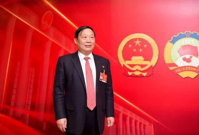 两会专访丨王登喜:认真贯彻新发展理念 推动经济社会高质量发展