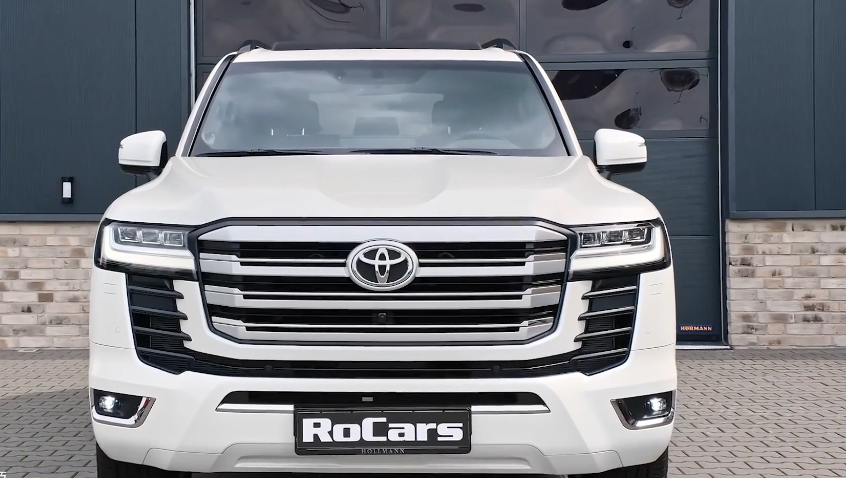 丰田兰德酷路泽,霸气外观 v6双涡轮动力,越野个性十足