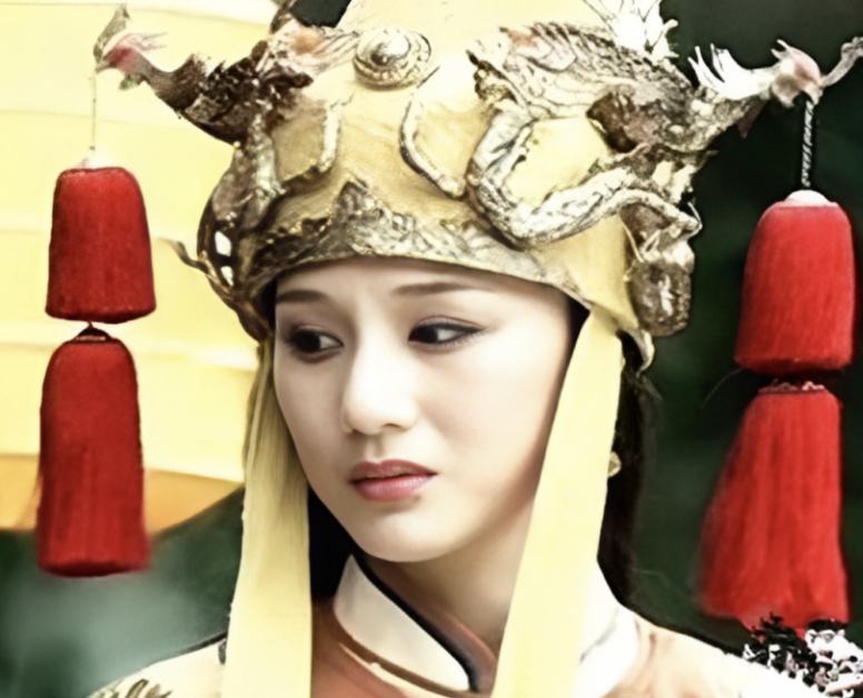 回顾:她是史上最美女状元,18岁守寡,因绝世容颜被多人强占