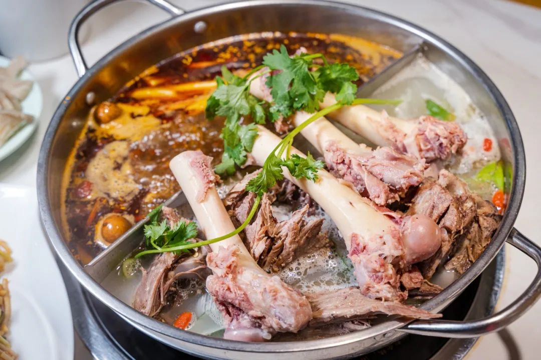 羊棒骨羊脊骨双拼滋补锅 178元