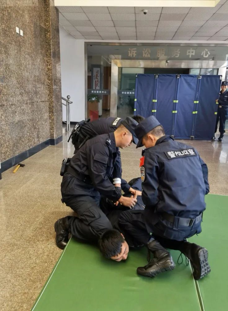 法警执法图片