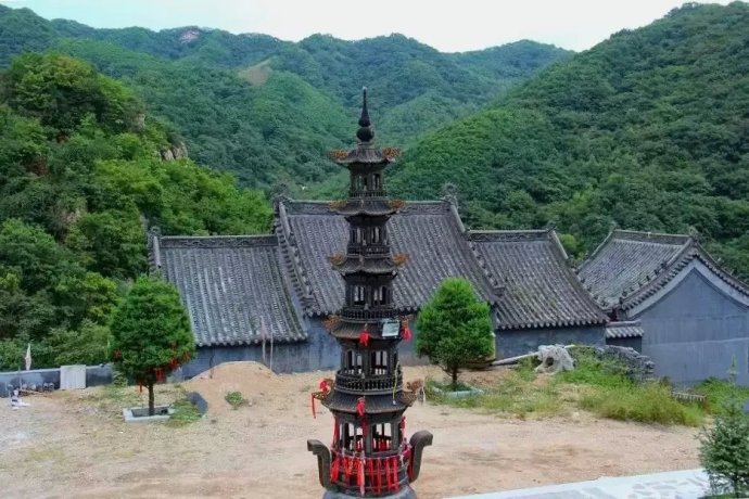 鞍山的一个低调宝藏县,玉储量约300万吨,森林覆盖率70%以上