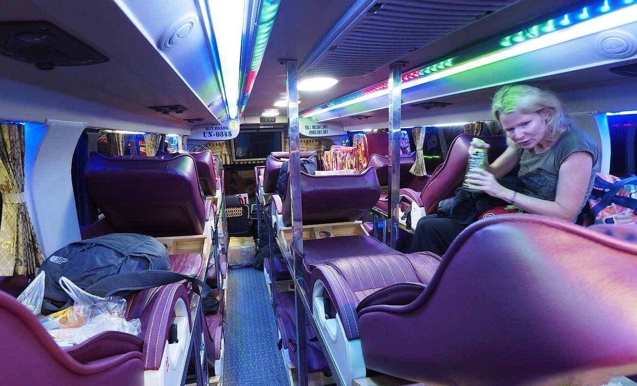 回顾我国淘汰的卧铺大巴为何在越南成了香饽饽还备受好评