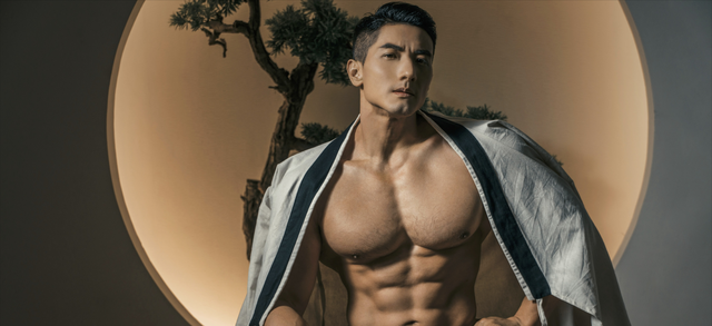 健身圈大佬张戈私照疯传!网友:这是我不花钱就能看的直男吗?