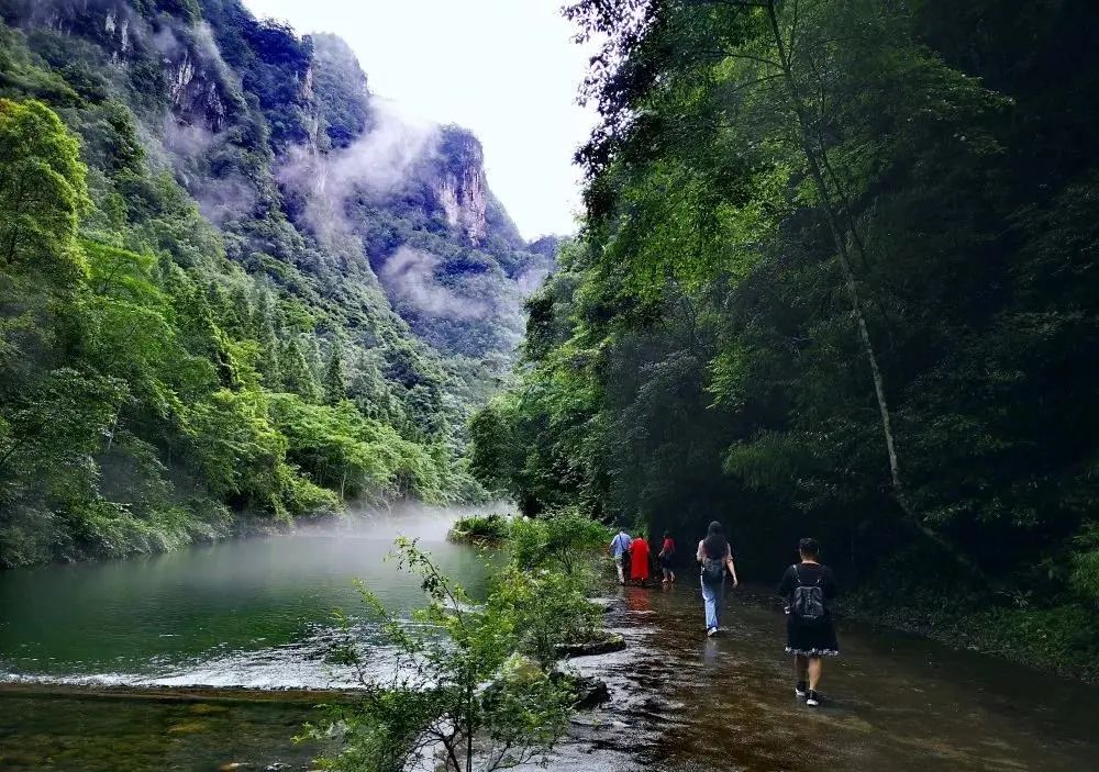 觀音巖景區:青山流雲間的一場修心之旅