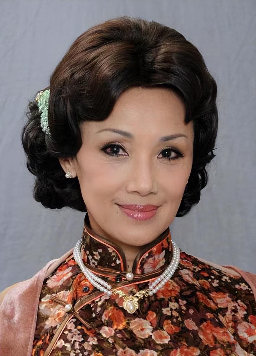 名媛望族之大太太心兰她值得被每个人尊重