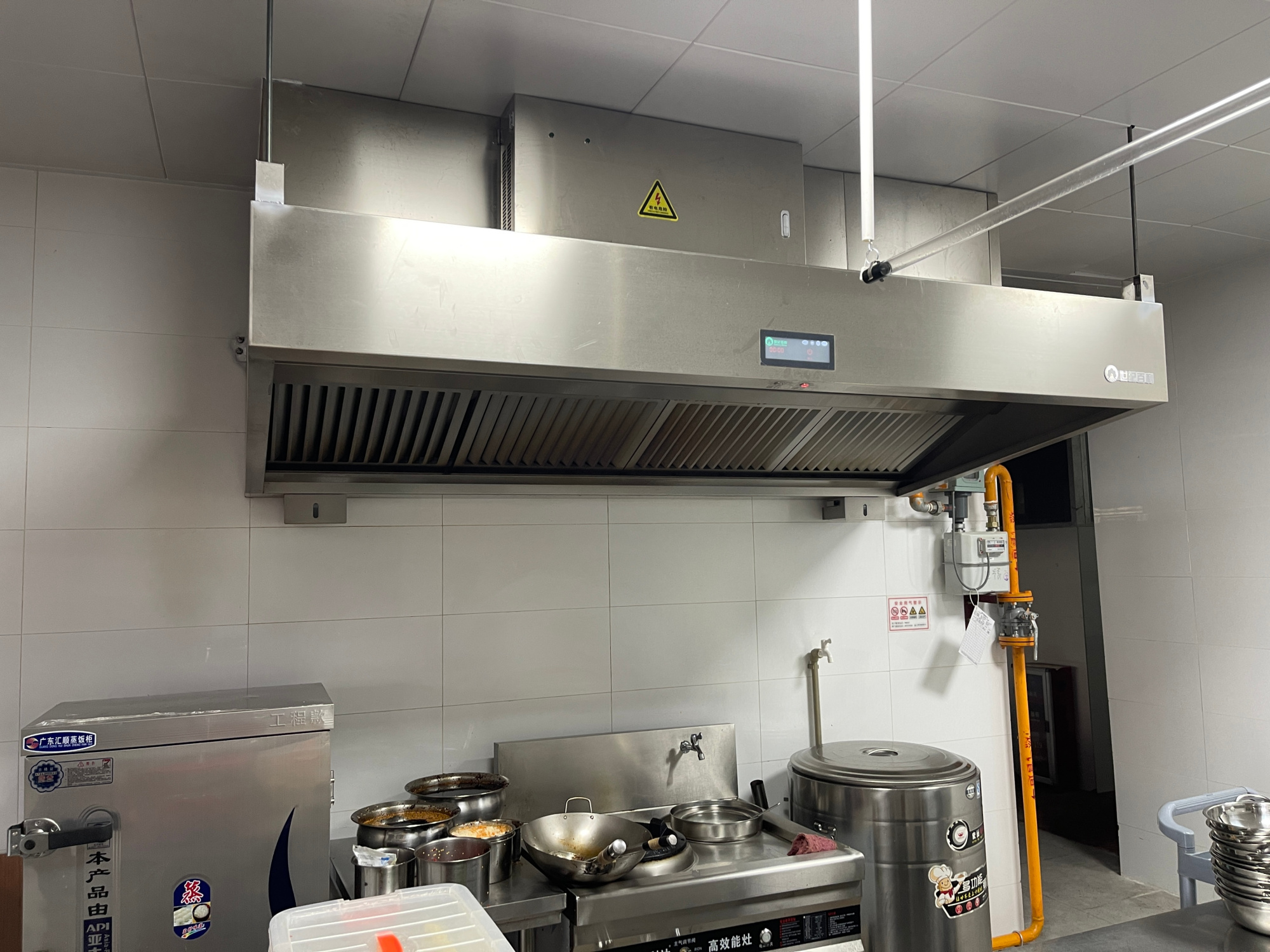 餐饮厨房油烟净化器使用中需要注意的问题