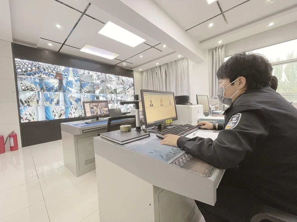 过了实习期,驾驶证"副页"需要更换吗?老司机:小心驾照作废!