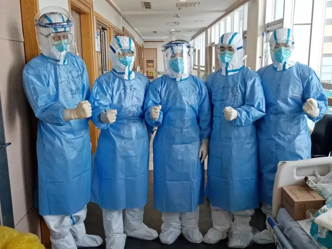 潍坊一抗疫医生不幸辞世,患者悲痛发文刷屏,字字真切令人泪目