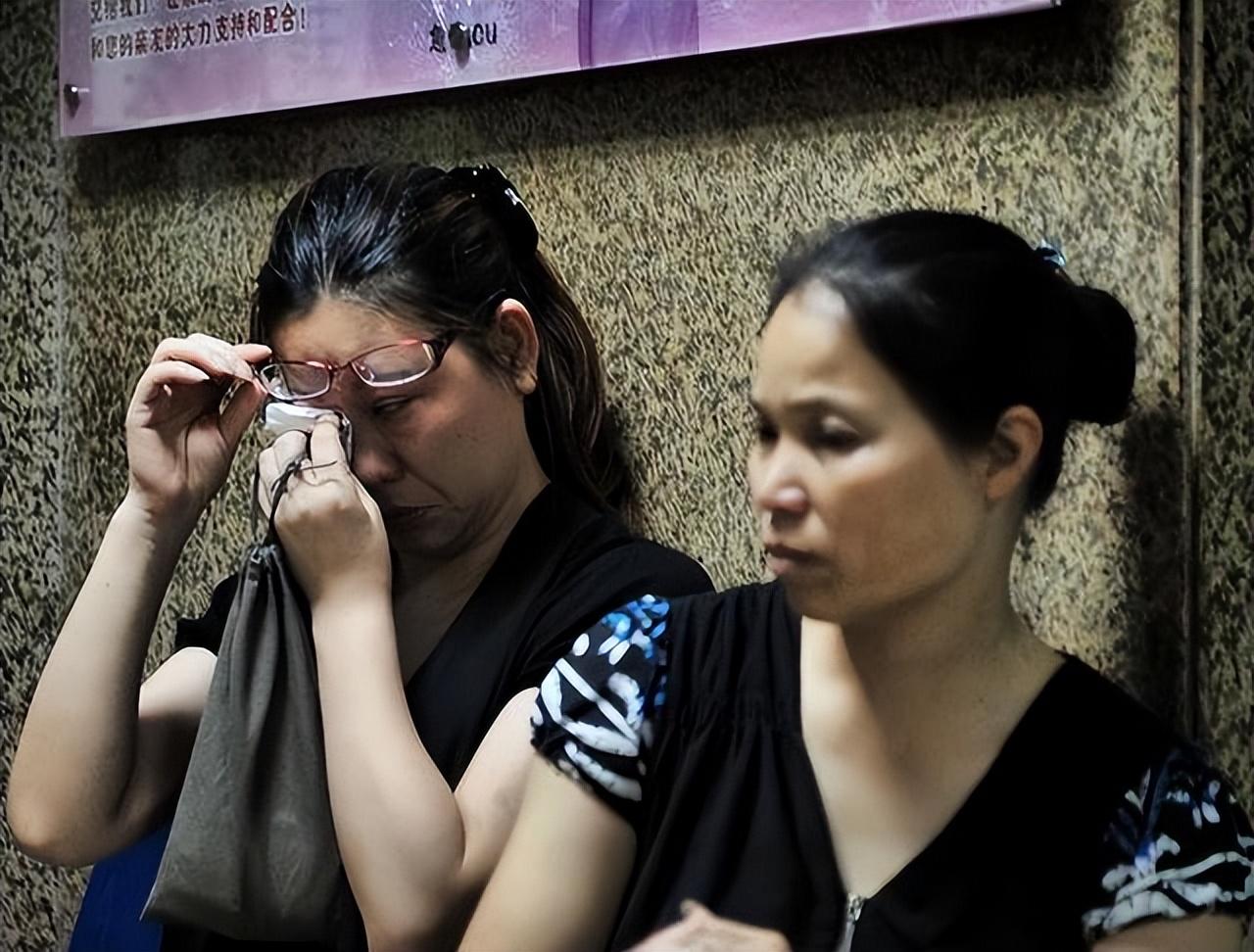 福建15岁少女吴小婷,喝下除草剂18天后离世,临终遗言:爸爸别哭