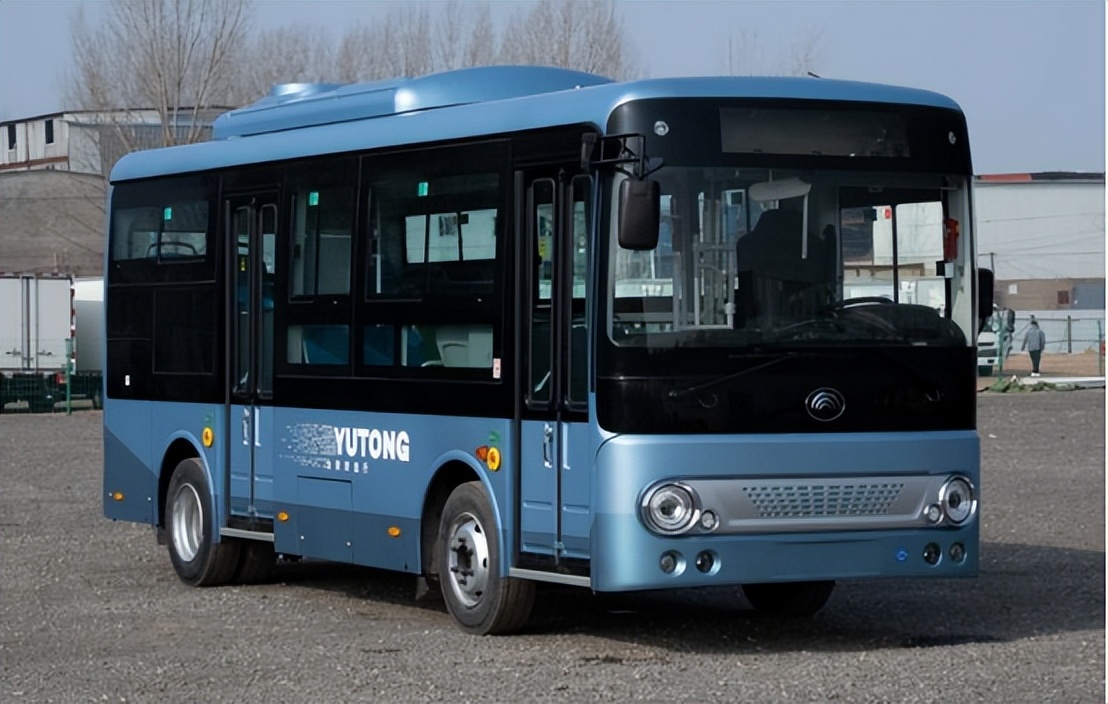 中国客车出口冠军"换人了":反超厦门金龙,上半年销售4107辆