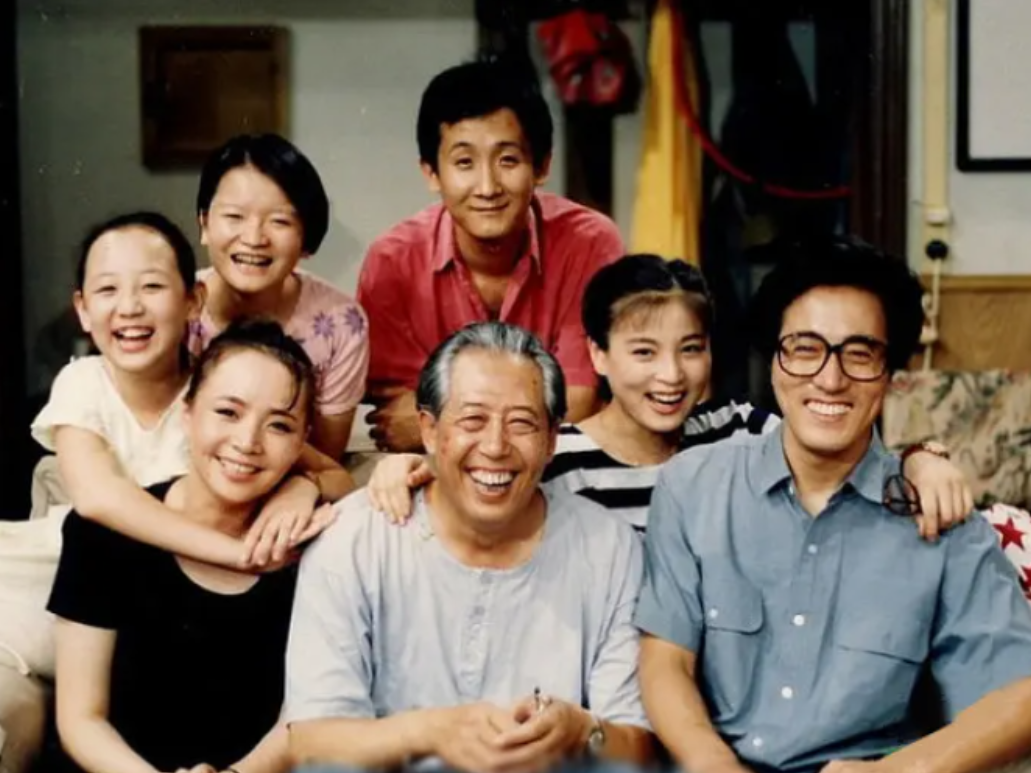 演员文兴宇:为角色苦练嗓音,为妻子卧病写信,去世15后仍被怀念