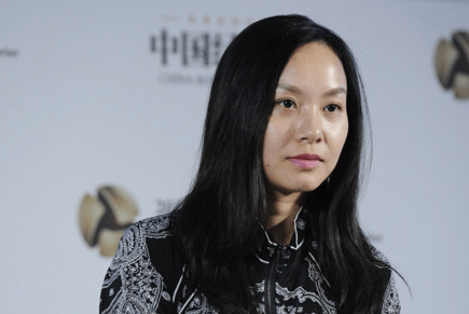 纪实四川年轻女富豪刘畅,33岁掌管千亿资产,采访时洒泪:有钱真烦