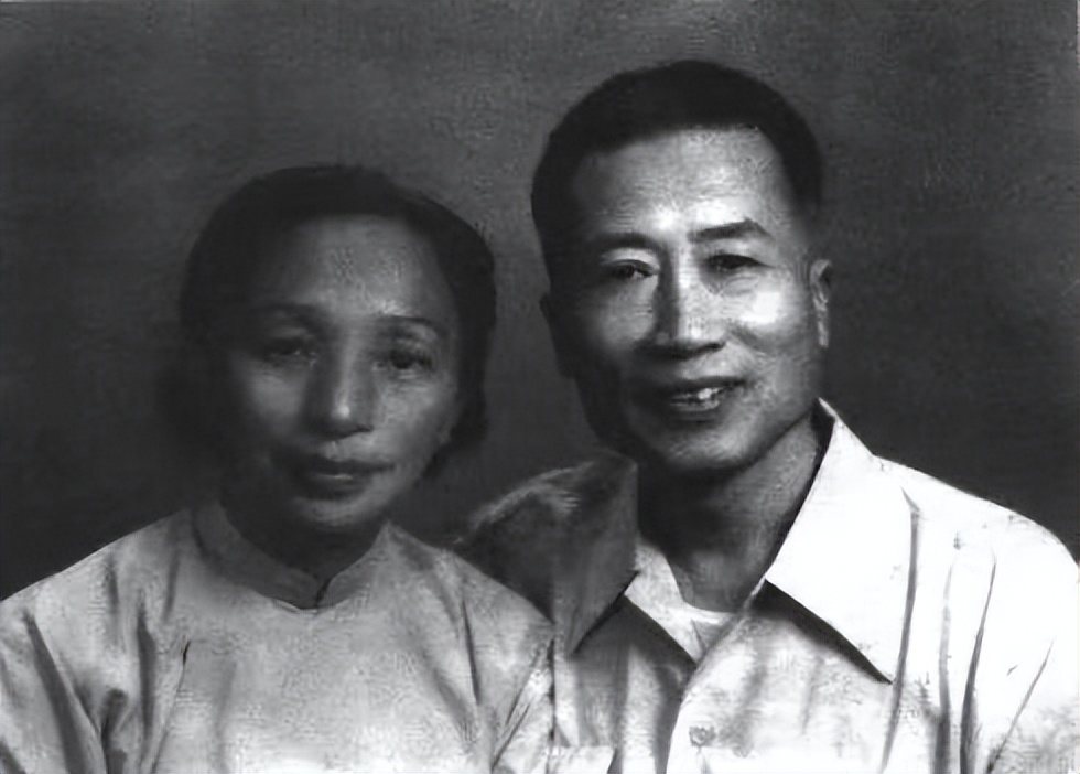 著名演员谢芳:和丈夫相守65年,如今三代同堂晚年幸福