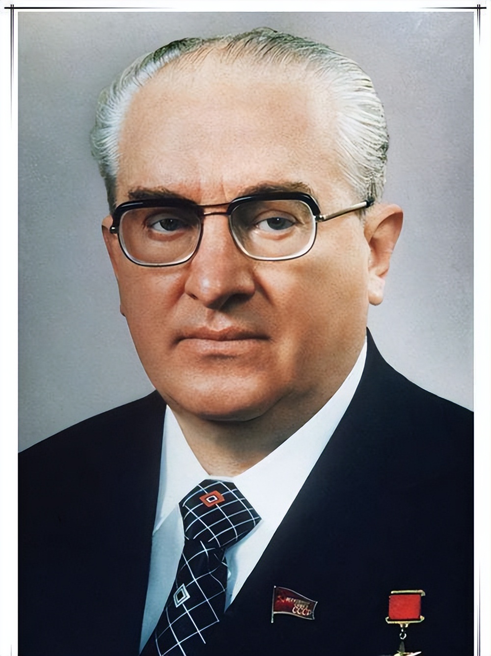 萨布林的"第二次十月革命"是否是左倾盲动主义