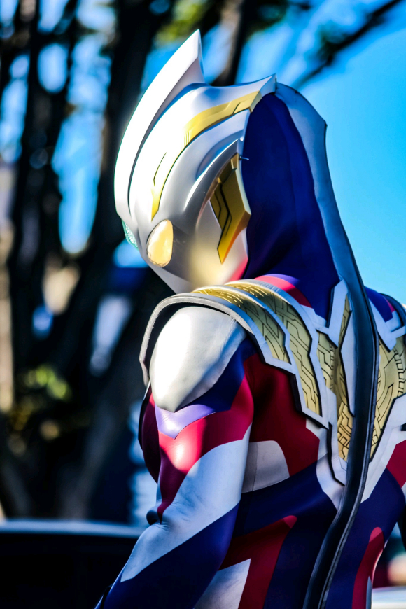 奥特曼的回头杀都很惊艳,只有泽塔奥特曼给人的感觉很憨厚!