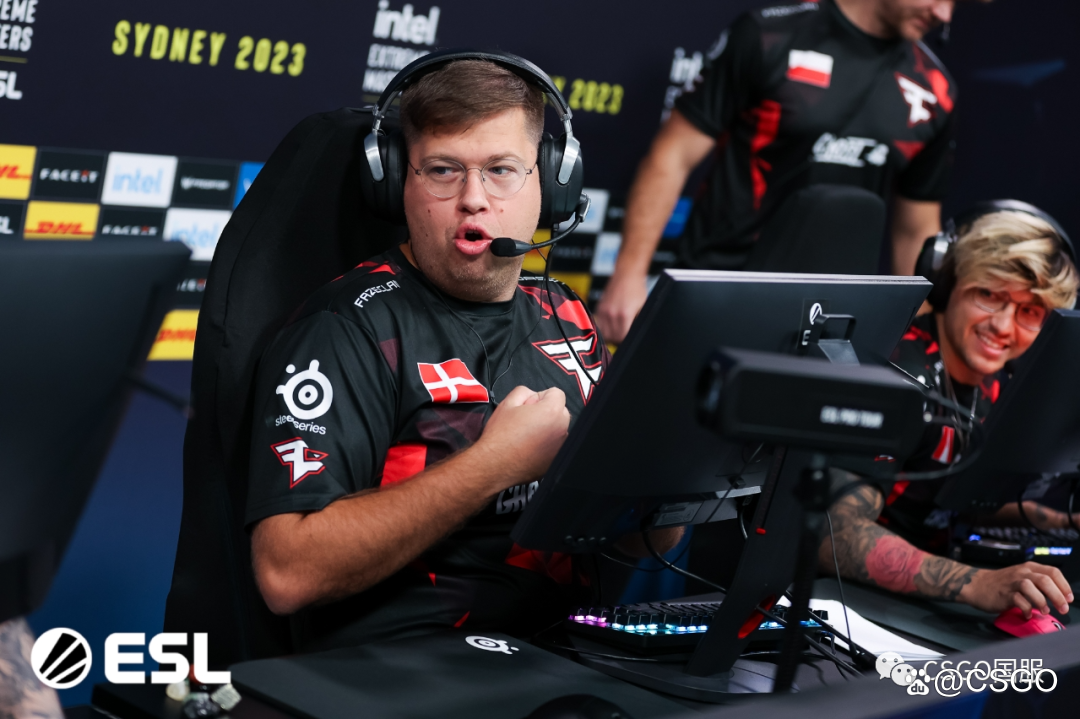 【世界第一Vitality首日双败回家!今天LVG与C9、NaVi与FaZe生死战】