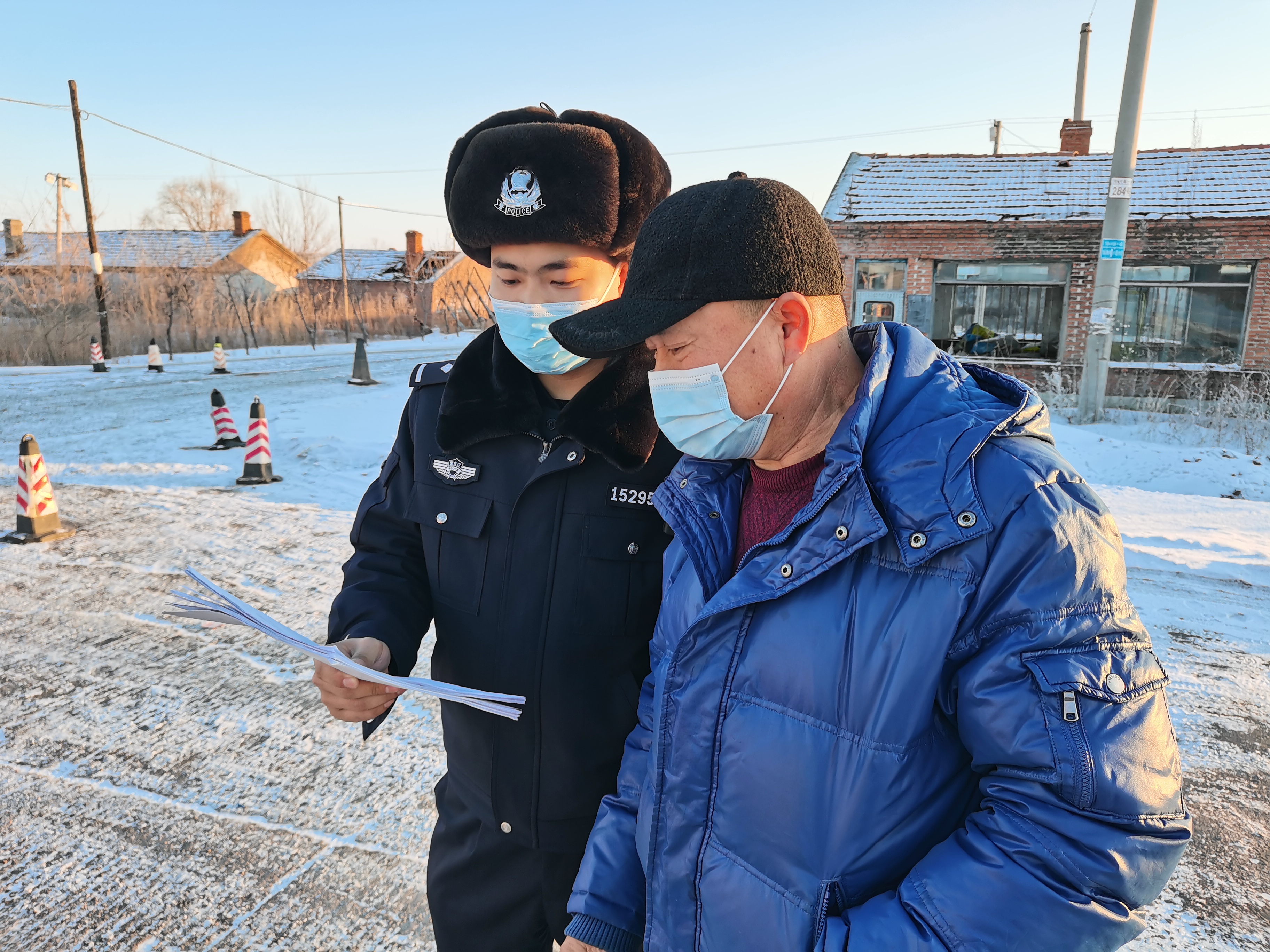 克山派出所积极开展防范电信网络诈骗宣传