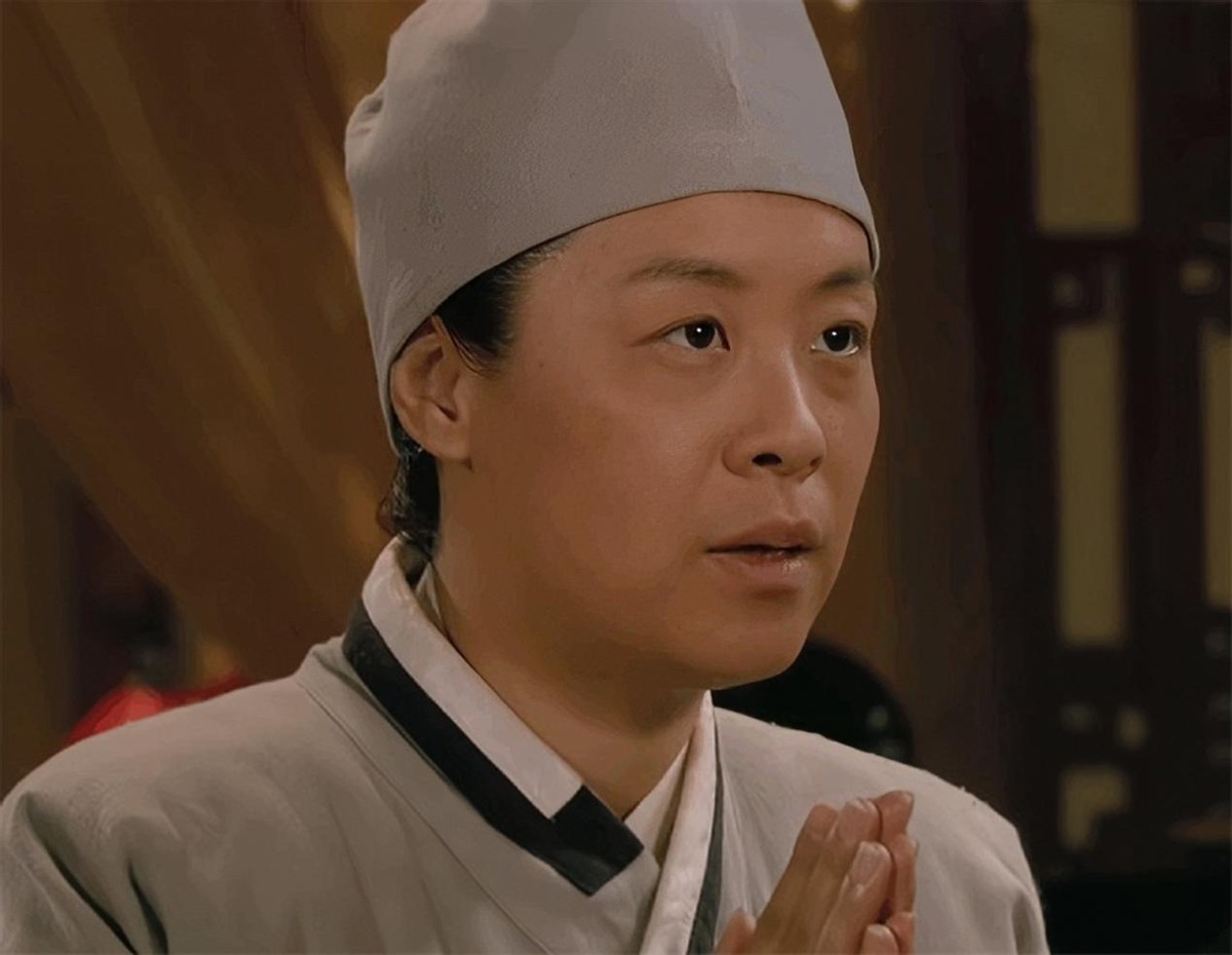 这一次,45岁的王丽涵,又给娱乐圈好好"上了一课"