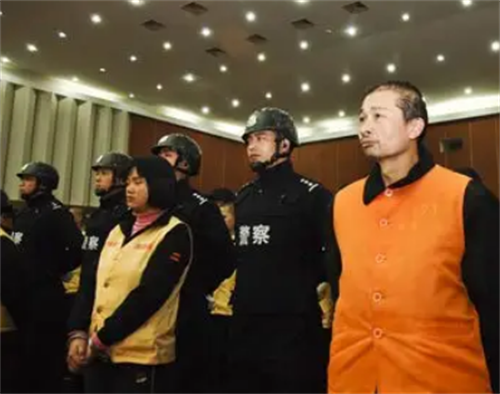 云南"土皇后"杨菊芬覆灭记:称霸一方犯下滔天大罪,终被判死刑