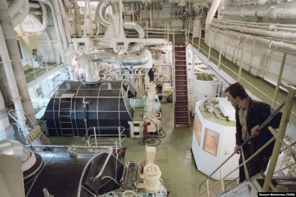 主宰冰冻海洋的俄罗斯破冰船