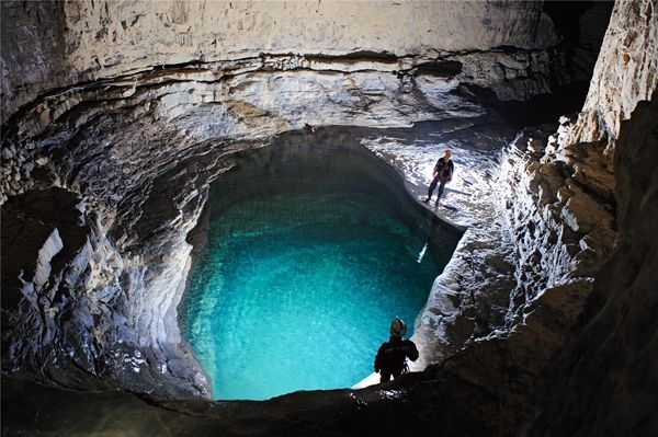 西藏一洞穴拥有世界轴心,可让时光倒流?