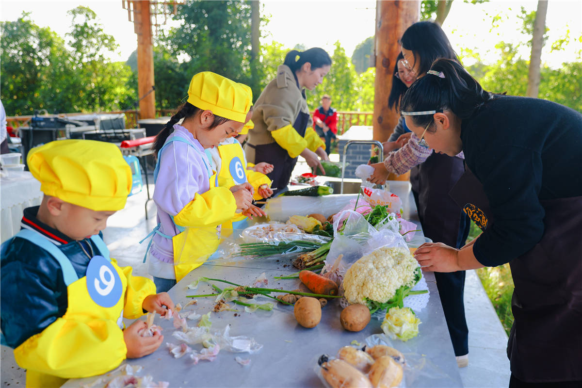 兰亭幸福家 亲子厨艺秀——兰亭社区花乡里·郊野公园亲子厨房活动