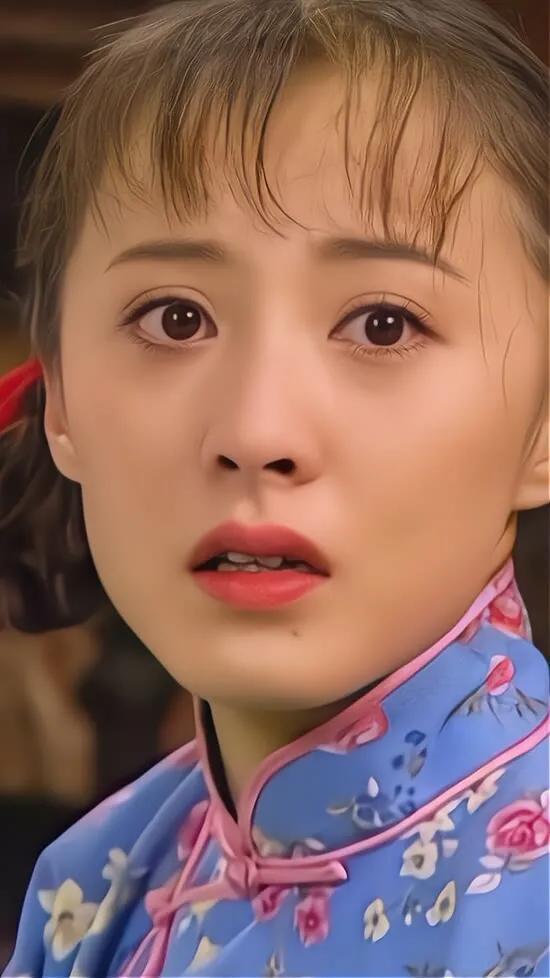 演员徐露:巅峰时退隐,嫁大7岁导演,48岁和19岁女儿似姐妹