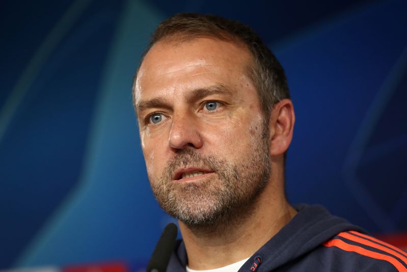 诺沃特尼支持弗利克的战术思维,德国队的阵型适合杜克施