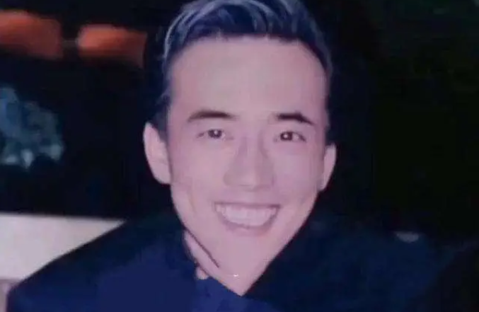 "传奇一生"加代:怒打向华胜让张子强认怂,还送崩牙驹人情