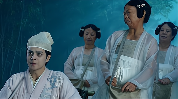 张美娥:61岁成周星驰御用丑角,演2部戏赚2套房,如今她怎样了?