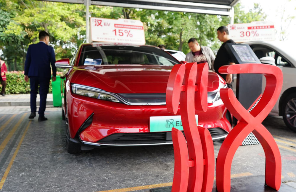 南阳车展:新车不少,没有车模,国产长城比亚迪看点最多