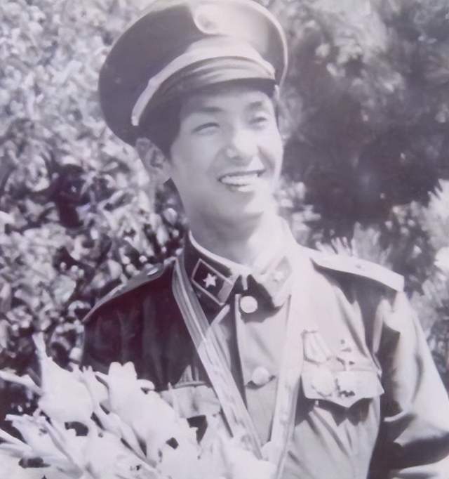 1994年悍匪田建明单人单枪对抗整个部队,致75人伤亡后被一枪击毙