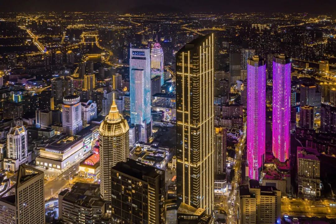 无锡中山路核心商圈夜景亮化揭秘