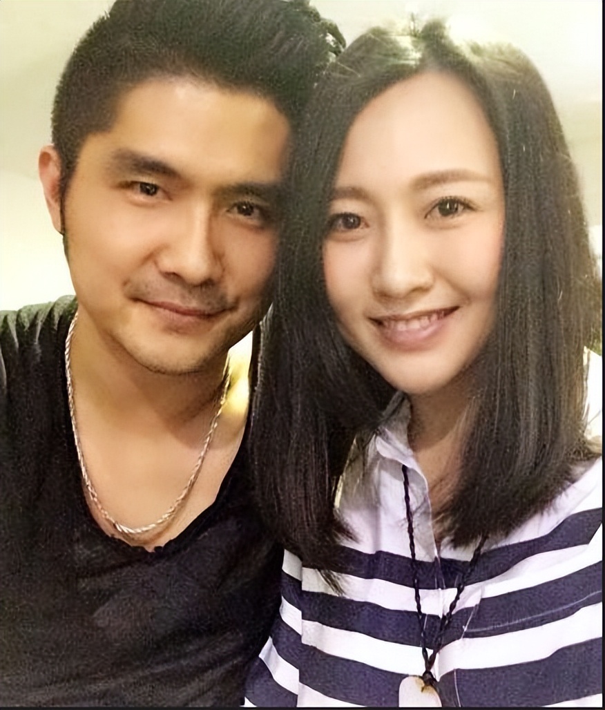 潘长江女儿潘阳:父亲口碑的崩塌,如今是否会影响她的豪门生活?