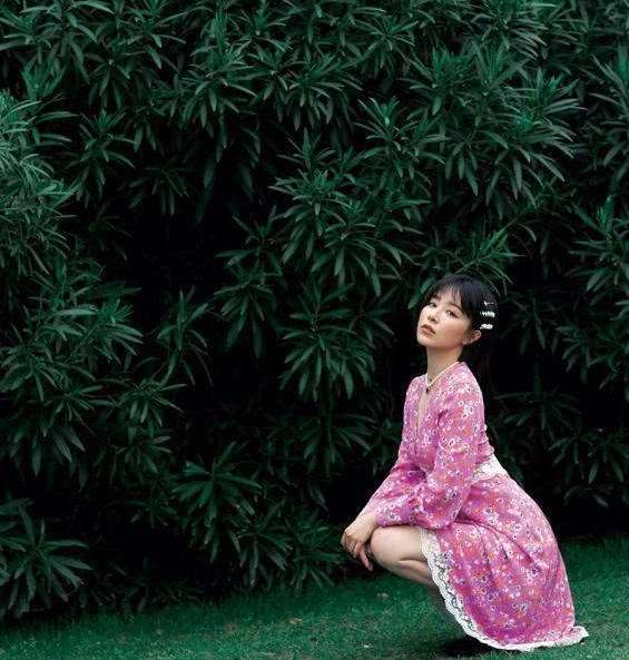 和纪凌尘分手后选择"冻卵"?32岁穿上"袜子高跟鞋"美呆了