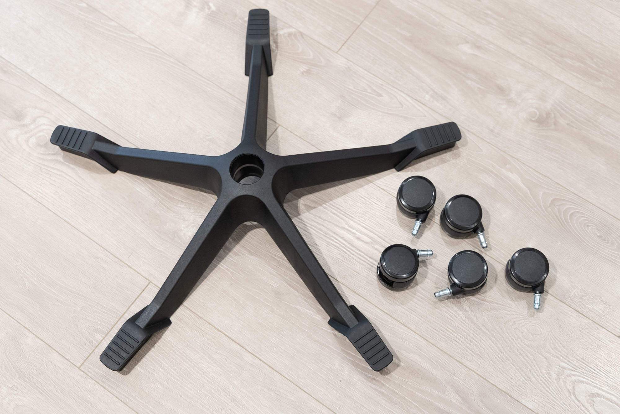 尼龙脚和钢制脚的区别是什么?