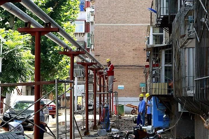 市政道路施工：城市脉络的守护者