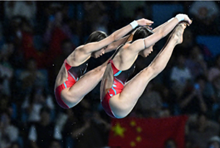 奥运跳水冠军陈芋汐:被全红婵压着,杭州亚运会上有眼泪