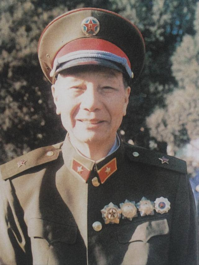 仅存的高学历开国少将!108岁的涂通今:我的一生经历了两次长征