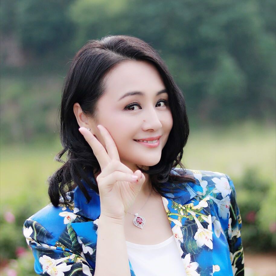 曹颖带王斑见父母,王斑却和准岳父吵起来,曹颖一句解释缓解尴尬