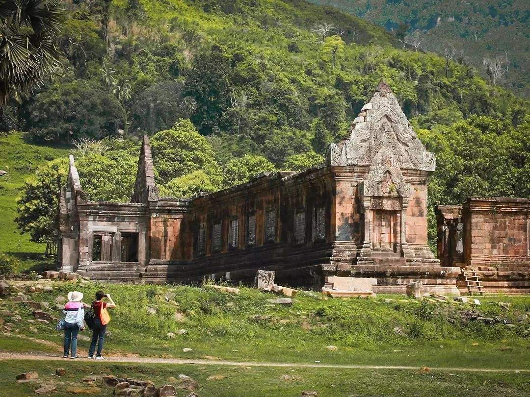 老挝曾经的首都,景色迷人历史悠久,一座小众旅游城市