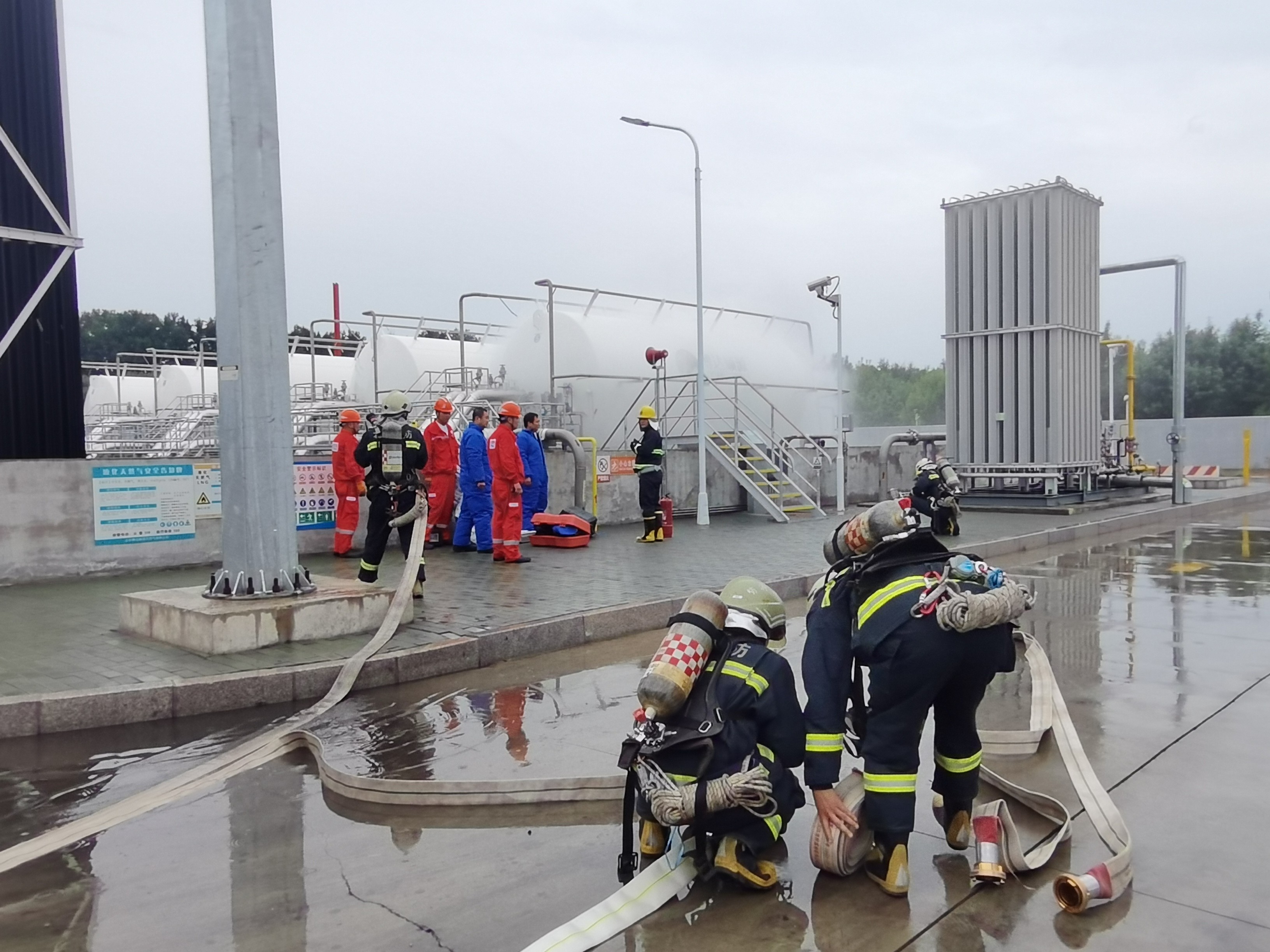 以练促防!昌平开展特种设备事故应急救援演练