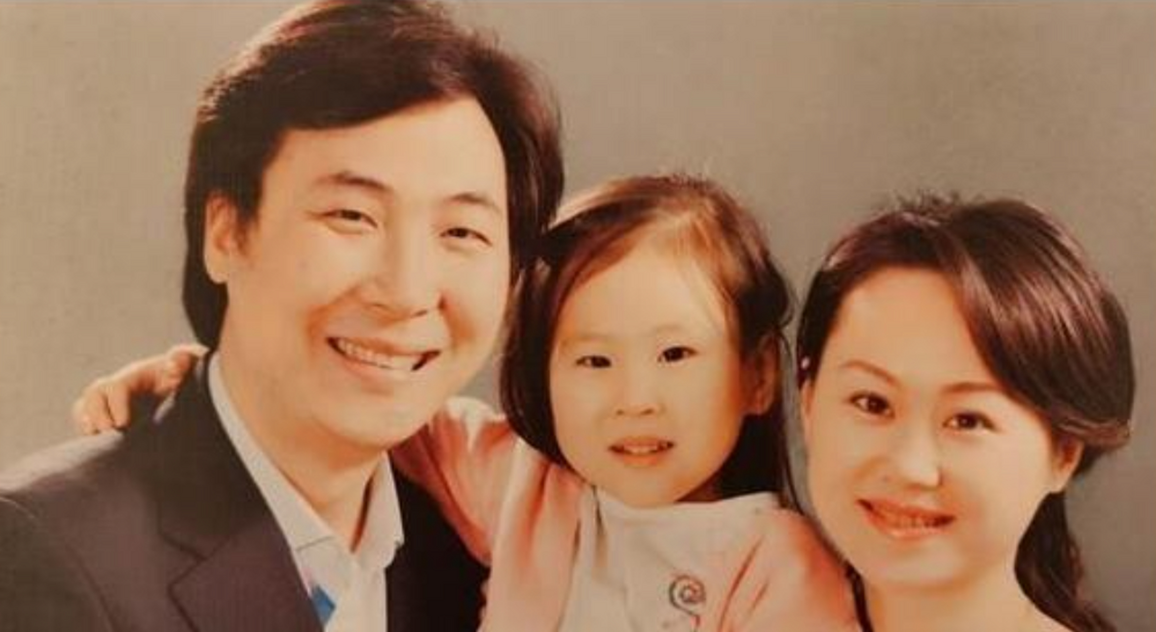 那天,廖昌永对妻子说:"我妈有七十多岁了而且还患有糖尿病,所以我想把
